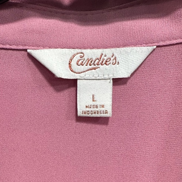 Candie’s Pink Button Down Cold Shoulder Blouse With Purple Jewels - Size Large - Picture 9 of 11